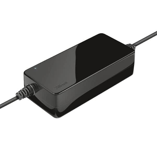 Cargador de Port?til Universal Trust Primo 22142/ 90W/ Autom?tico/ 6 Conectores/ Voltaje 18-20V